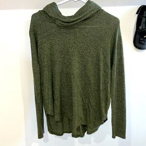 Oversized sweater, fall green with a thick neck